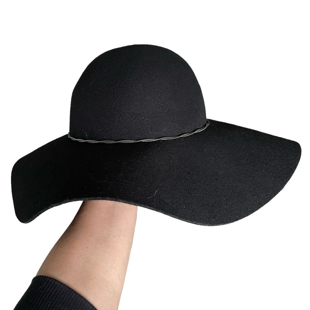 BANANA REPUBLIC Women’s Black Wool Wide Brim Floppy Hat Chain Detail One Size